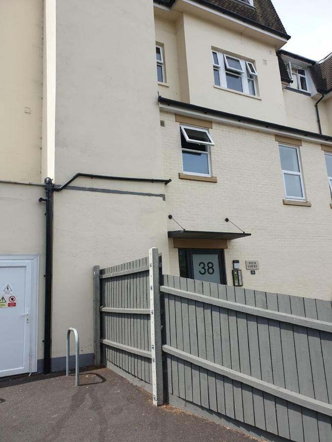 Close To Beach And Town Square Bournemouth Buitenkant foto
